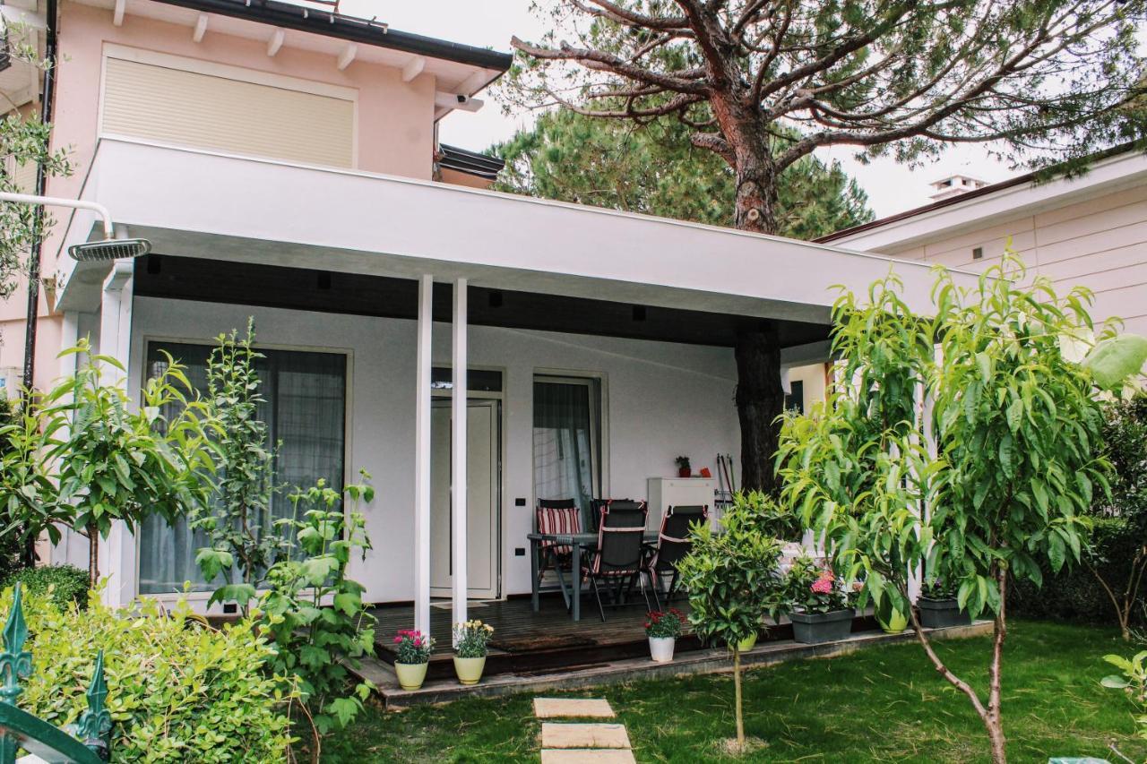 Ivy Lalzi Bay Beach House Durrës Zewnętrze zdjęcie