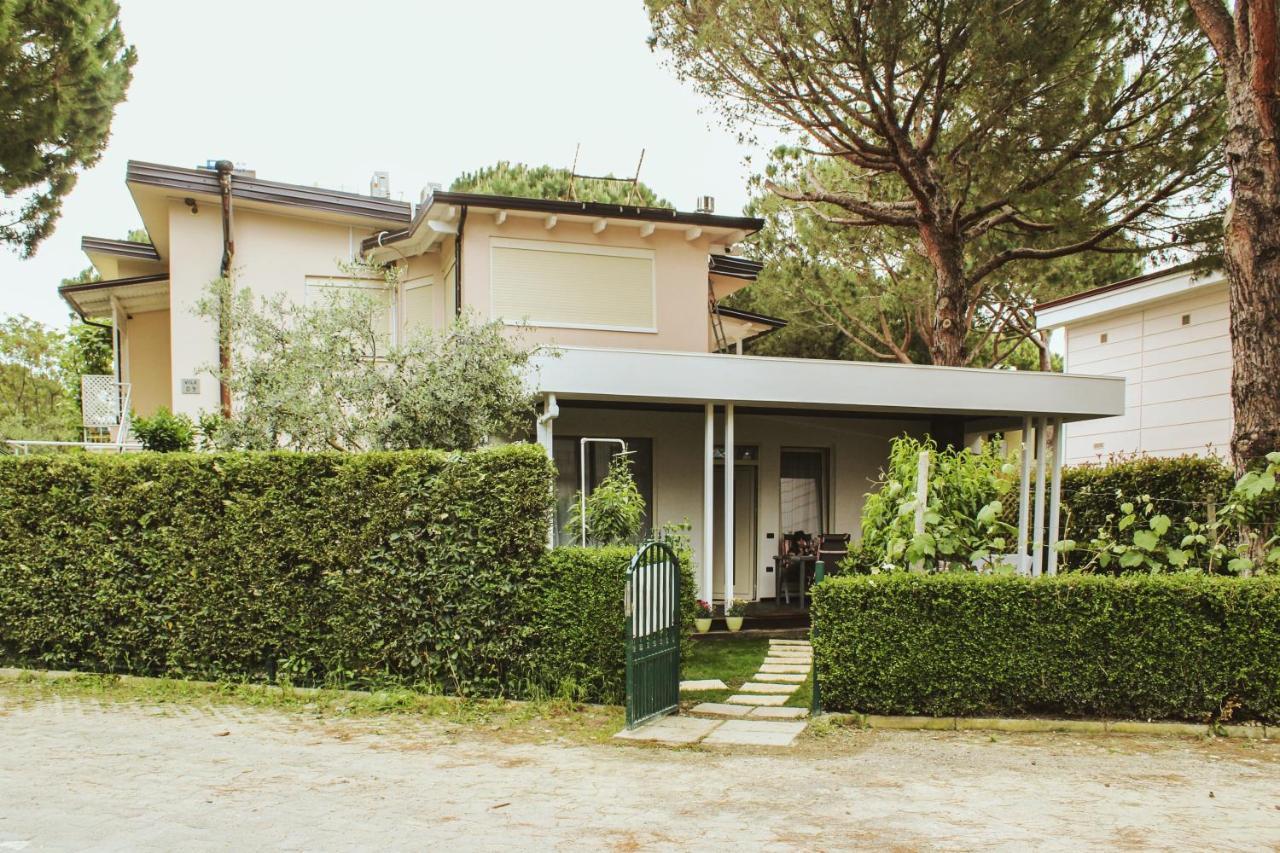 Ivy Lalzi Bay Beach House Durrës Zewnętrze zdjęcie